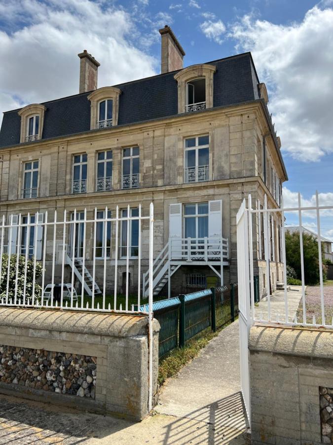 Sunny Apt On D-Day Beach With Parking Saint-Come-de-Fresne Екстер'єр фото